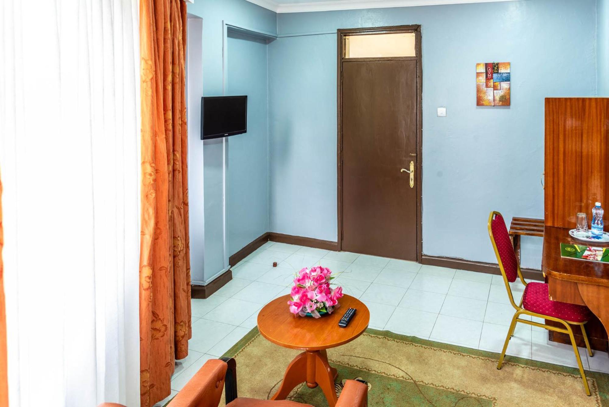 Chester Hotel Nakuru Luaran gambar